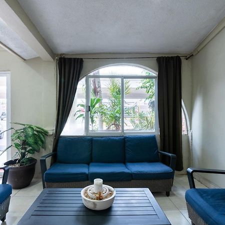 Capital O Hotel El Faisan Y El Venado Плая дел Кармен Екстериор снимка