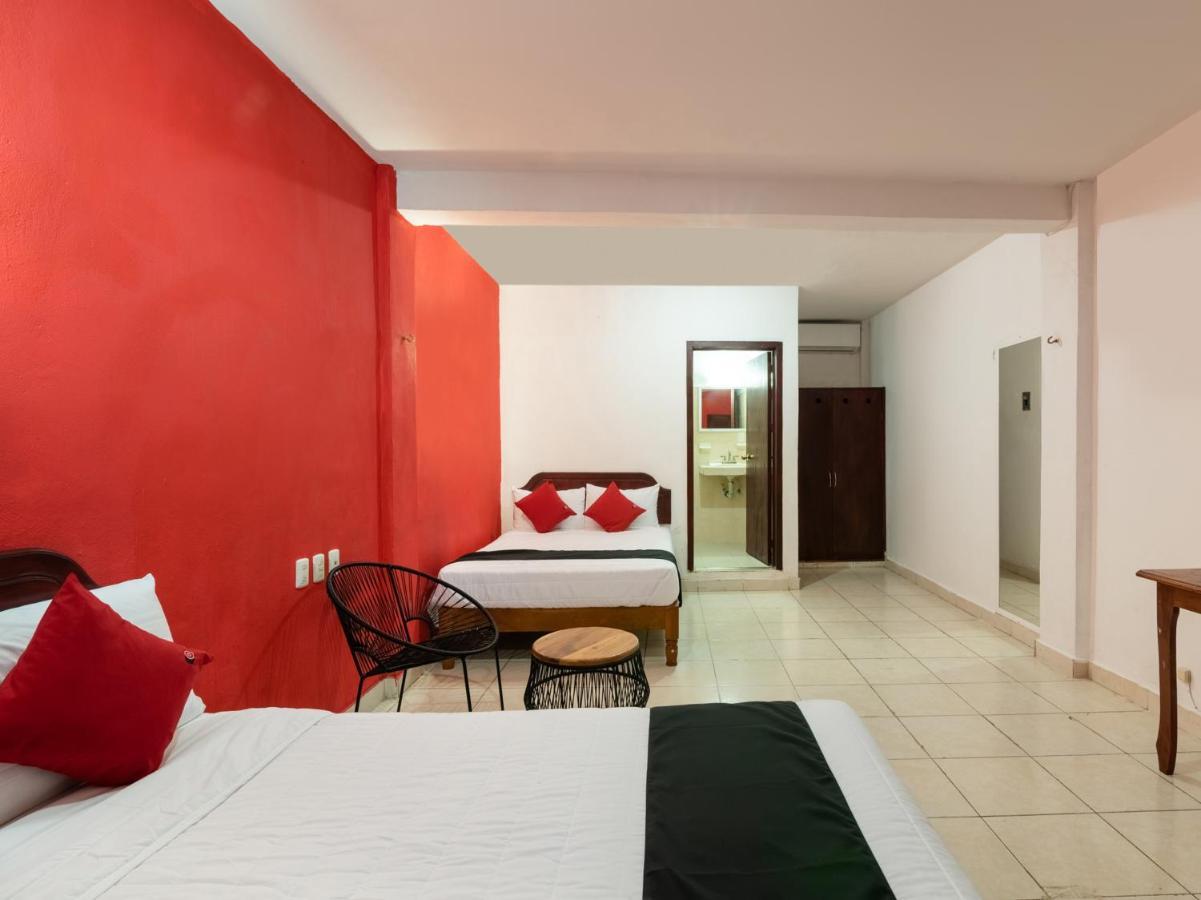 Capital O Hotel El Faisan Y El Venado Плая дел Кармен Екстериор снимка