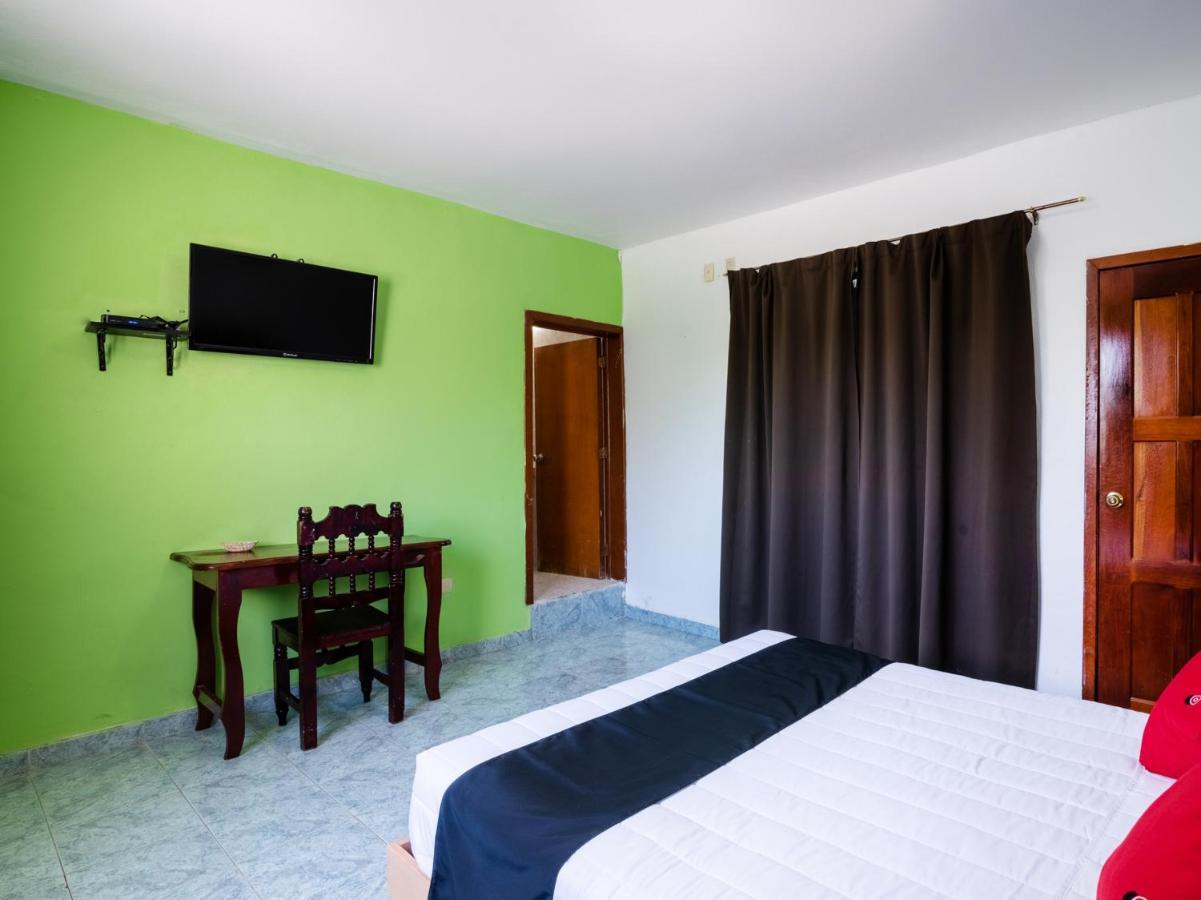 Capital O Hotel El Faisan Y El Venado Плая дел Кармен Екстериор снимка