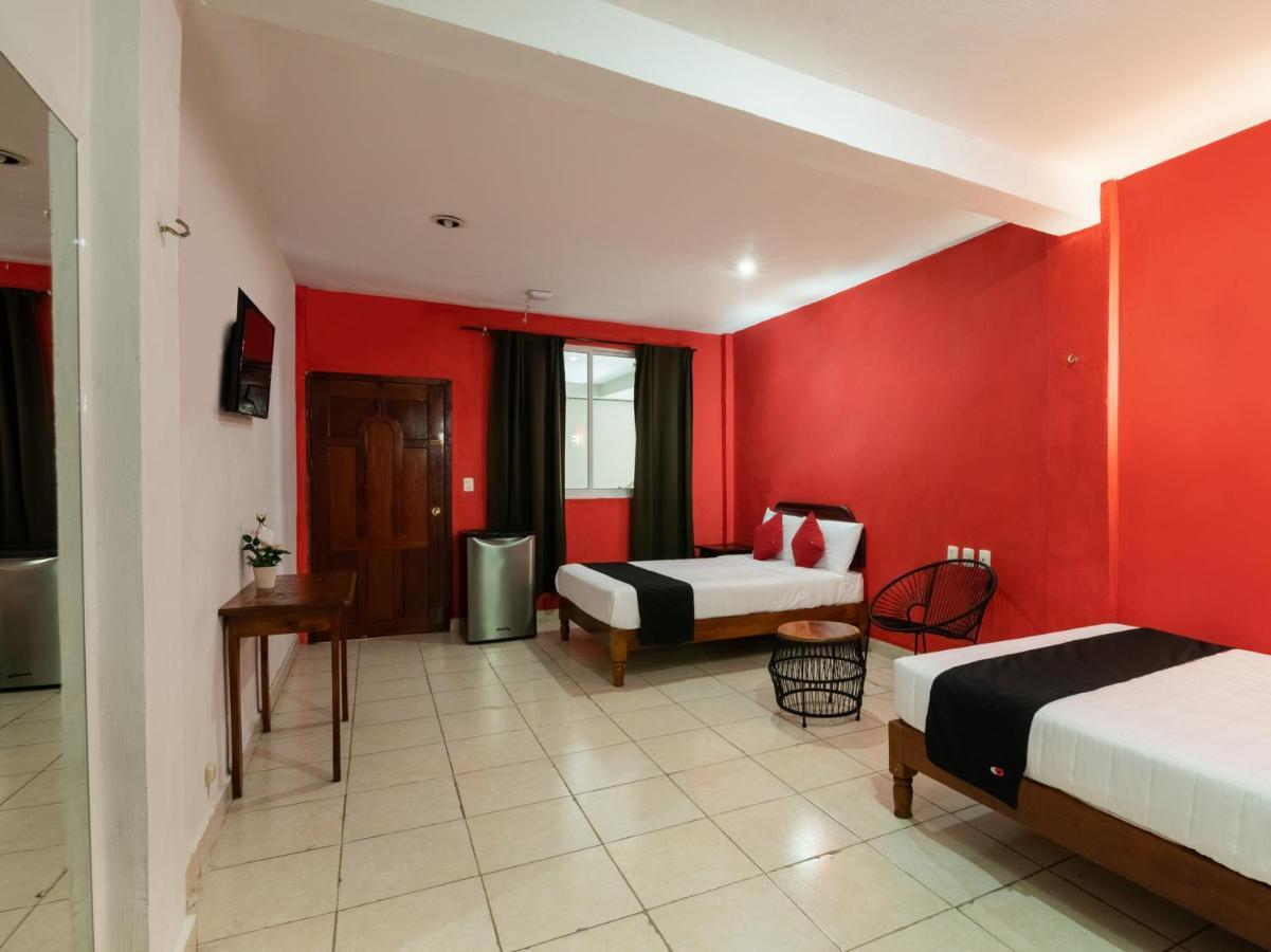 Capital O Hotel El Faisan Y El Venado Плая дел Кармен Екстериор снимка