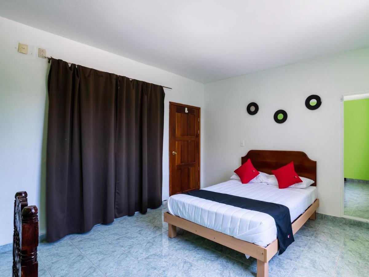 Capital O Hotel El Faisan Y El Venado Плая дел Кармен Екстериор снимка