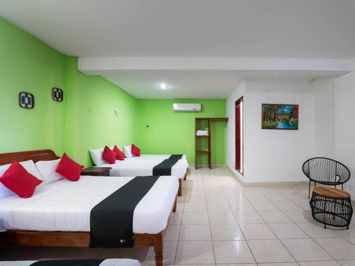 Capital O Hotel El Faisan Y El Venado Плая дел Кармен Екстериор снимка