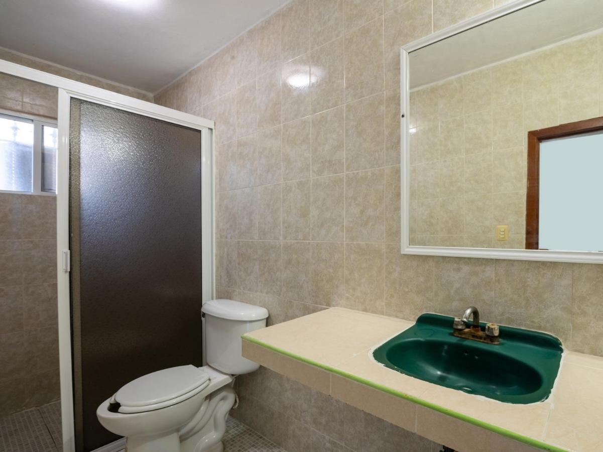 Capital O Hotel El Faisan Y El Venado Плая дел Кармен Екстериор снимка
